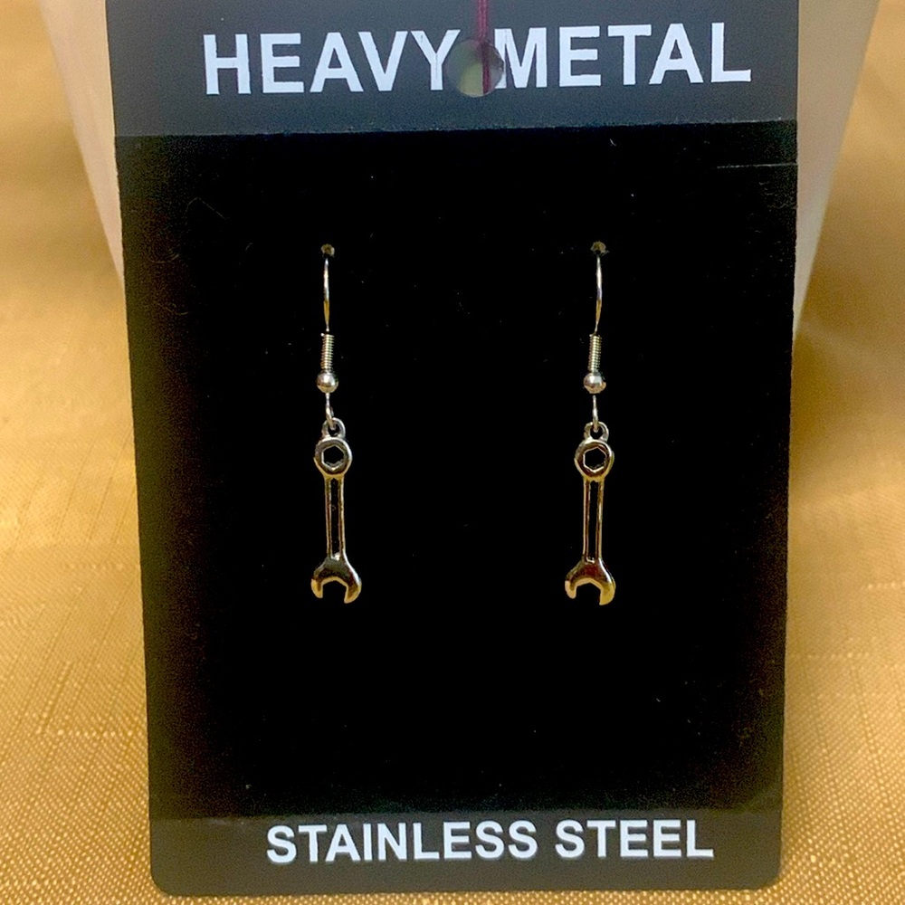 Earrings NWT